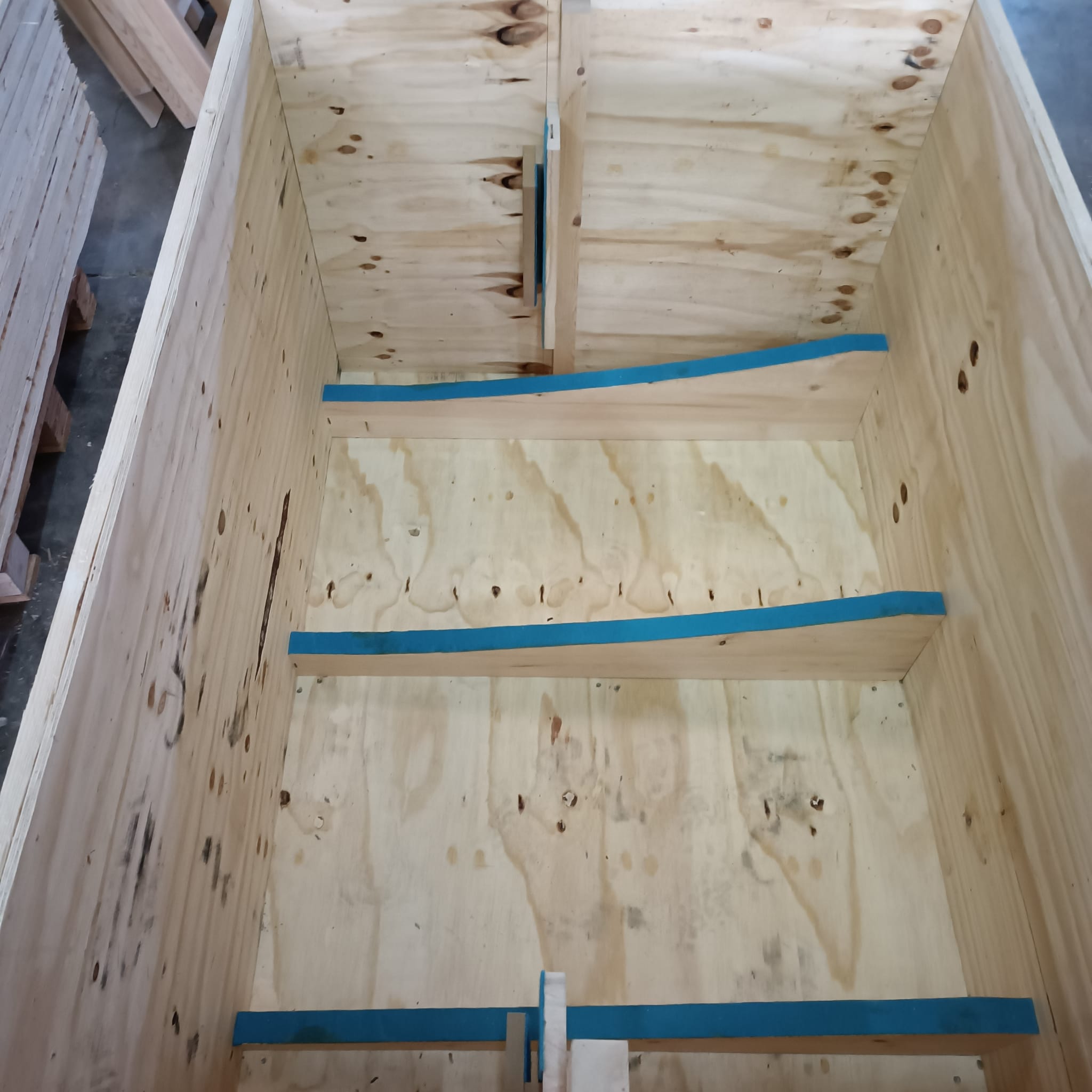 Caja de madera para transporte marítimo